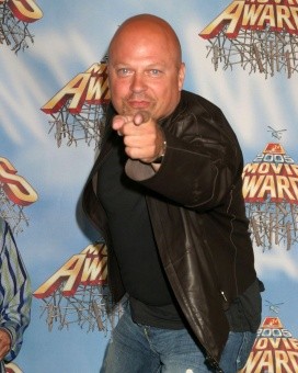 Michael Chiklis