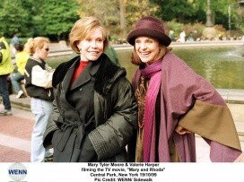 Valerie Harper
